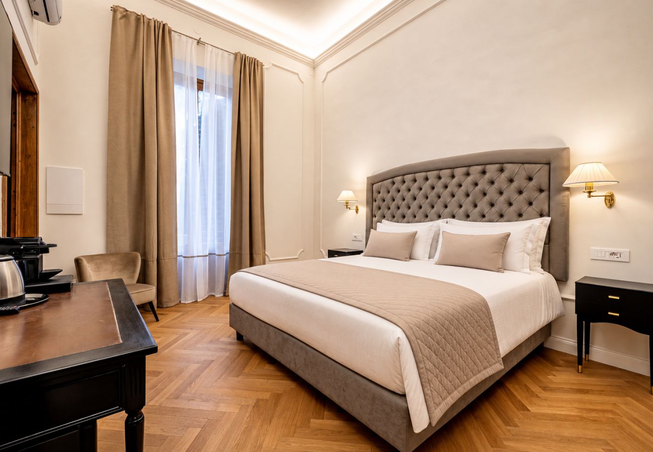 Rent by room in Florence - Residenza D'Epoca 5 suites- Il Magnifico President