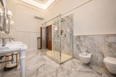 Rent by room in Florence - Residenza D'Epoca 5 suites- Il Magnifico  Junior